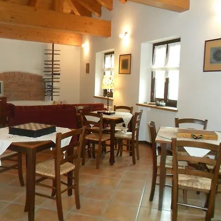 Aquila Aparthotel Brusson