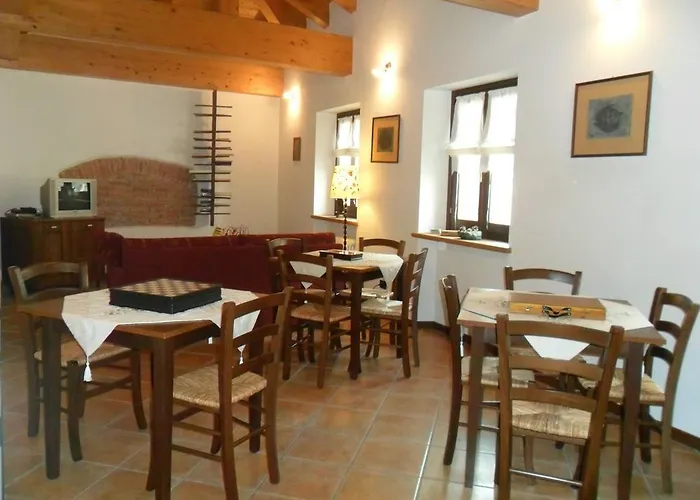 Aquila Hotel apartamentowy Brusson